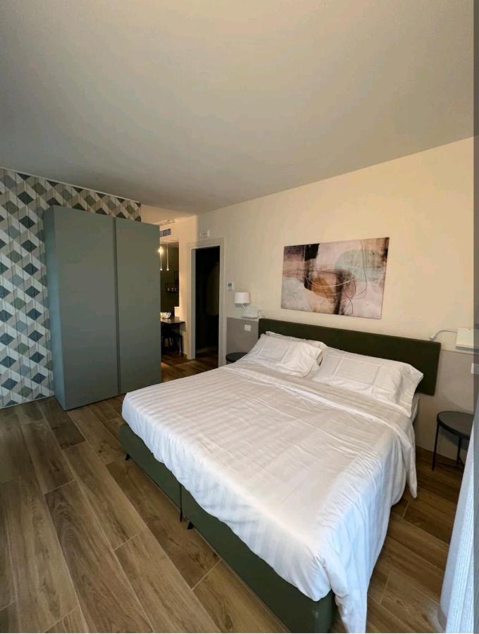 A&G Suites ปาร์มา ภายนอก รูปภาพ